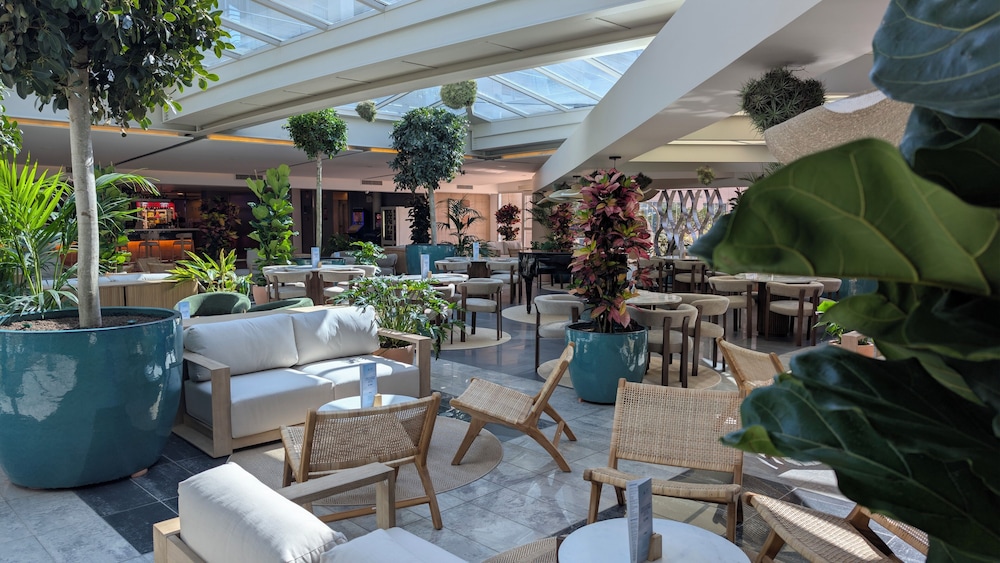 Aqua Hotel Onabrava 48/71
