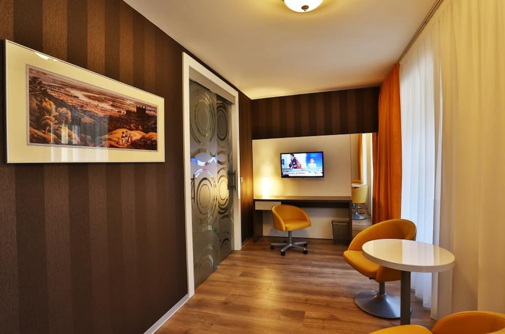 VIP Apartments 21/30