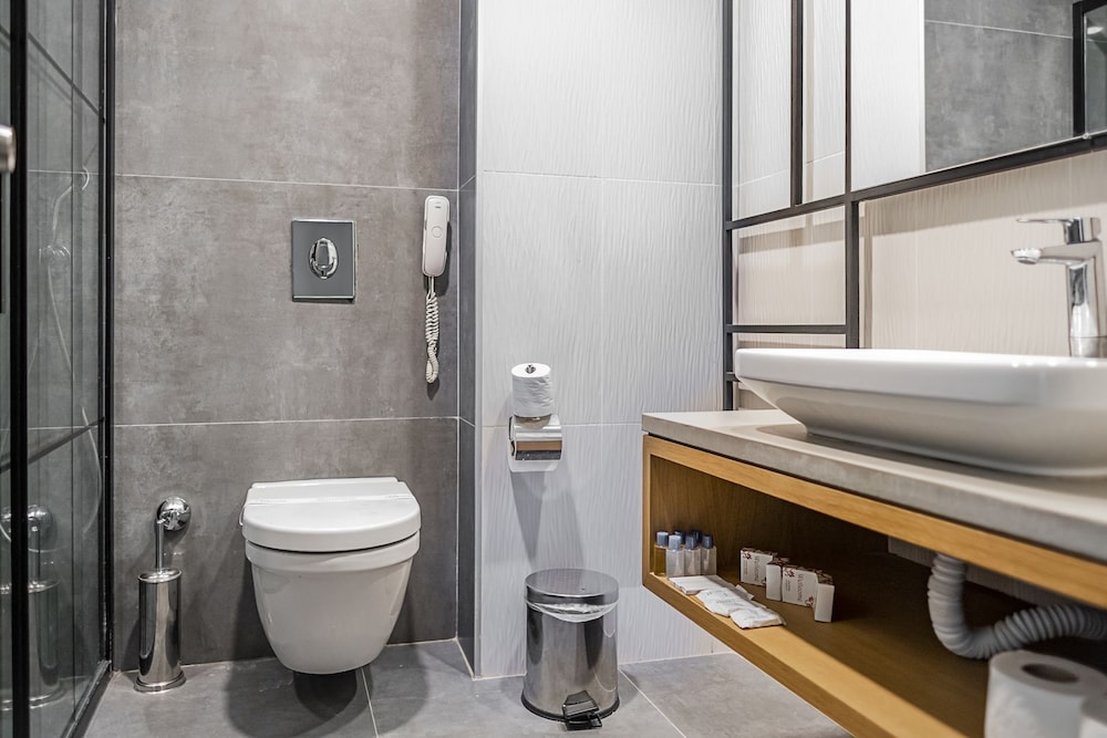 Side Square Hotel - Adults Only 35/40