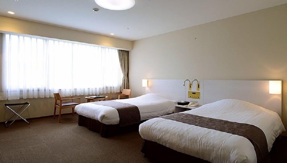 Kamenoi Hotel Fukui 10/59