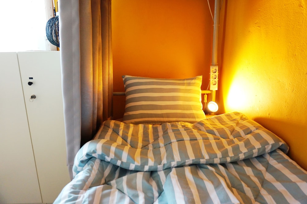 The One Hostel 33/50