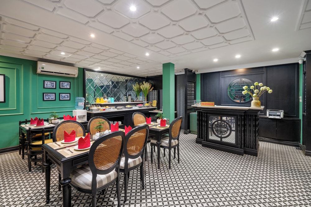 Hanoi Ancient Paradise Hotel (ex Hanoi Old Town Hotel) 50/60