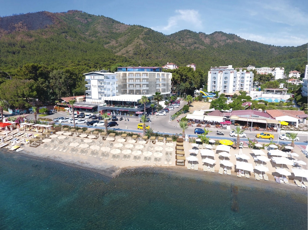 Class Beach Otel 36/50