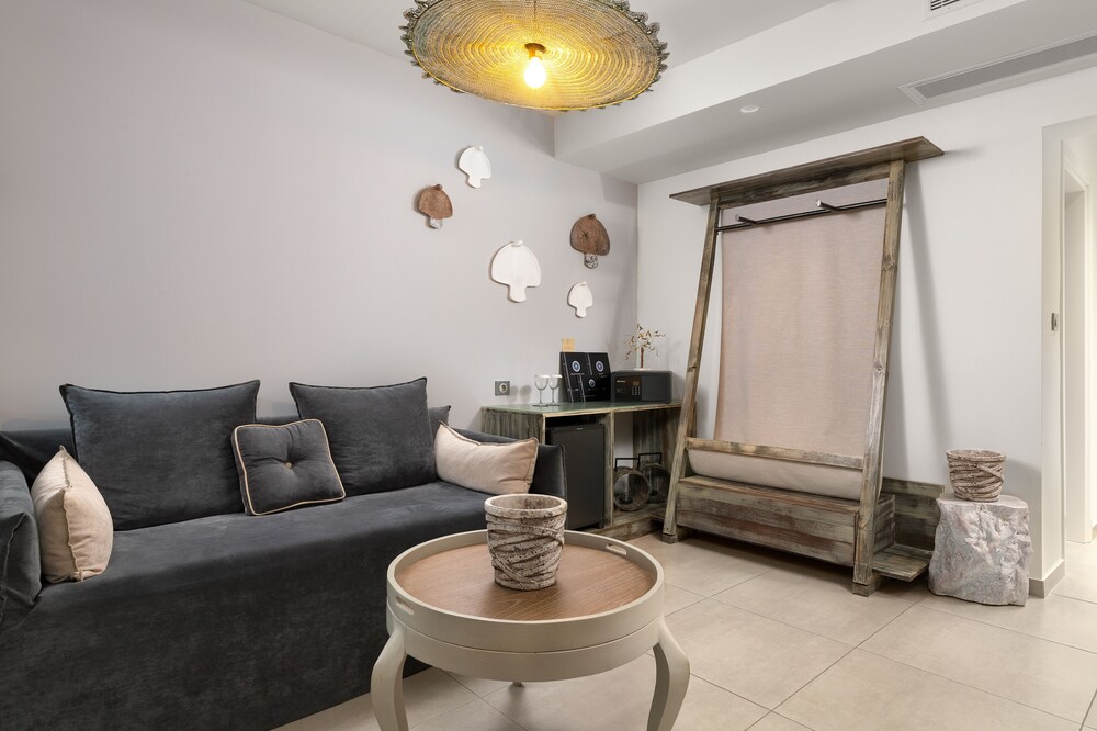 Elakati Luxury Boutique Hotel - Adults Only 21/34