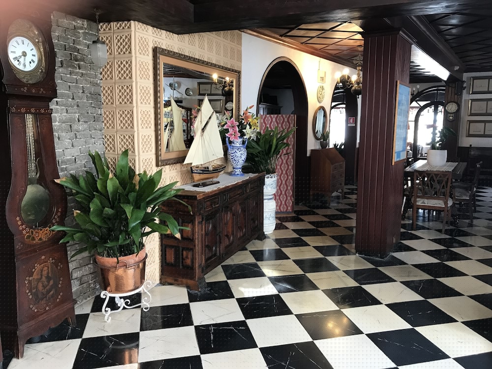 HOSTAL CAS BOMBU 7/56