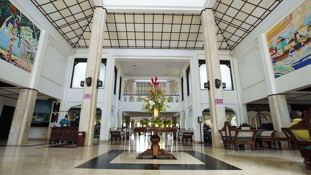 Sarova Whitesands Beach Resort and Spa 49/73