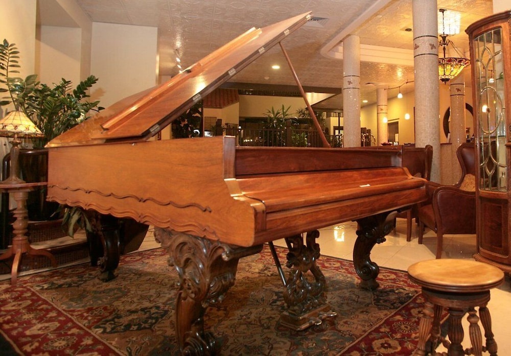 Hotel Maxwell Anderson 10/69