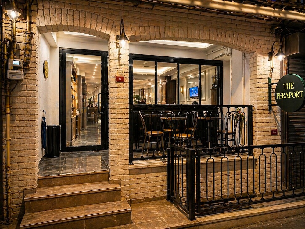 The Peraport Hotel 35/48