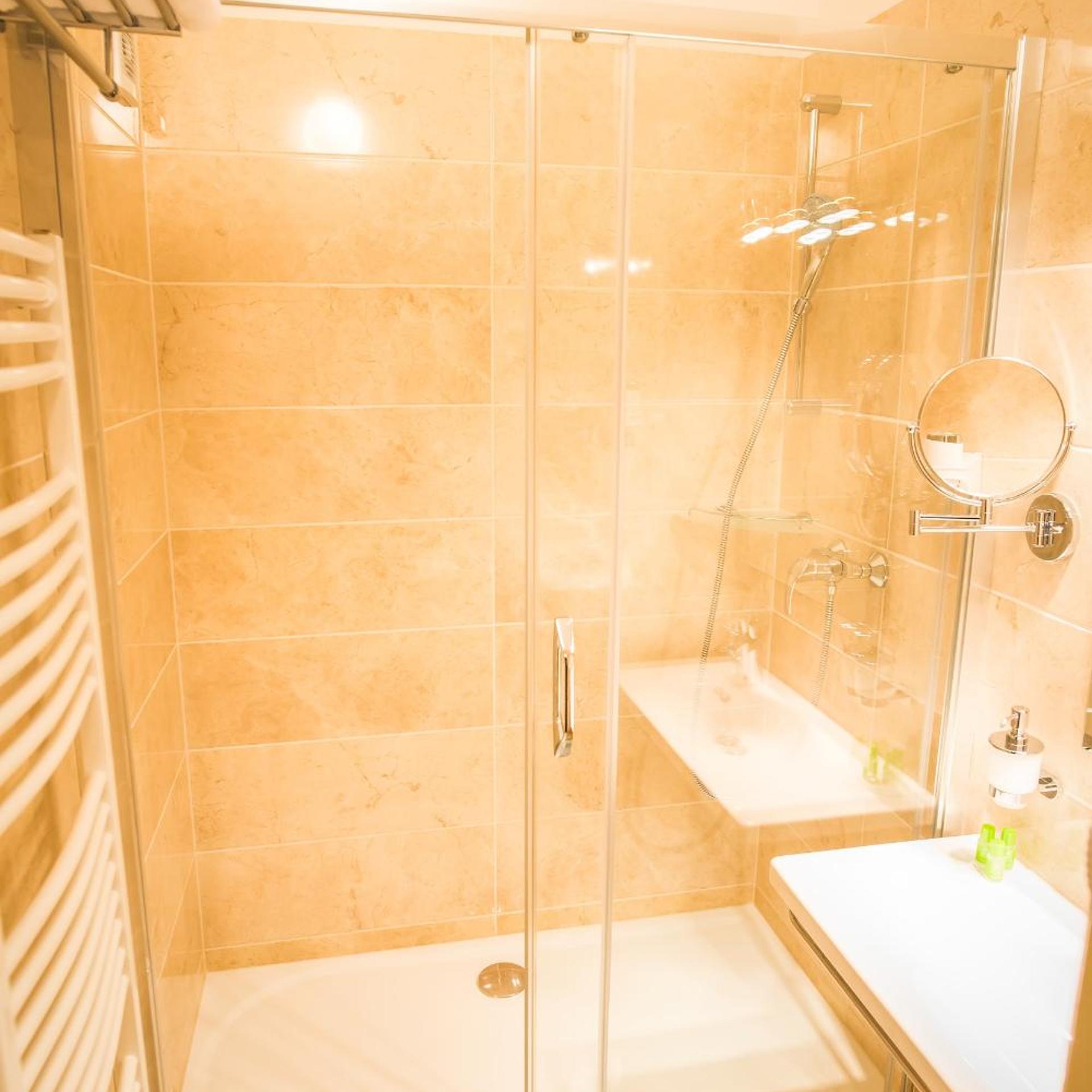 غرفة سوبيريور بسرير كينج، Hotel City Bell 8/9