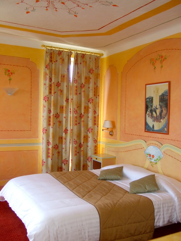 Hotel Miramar 44/69