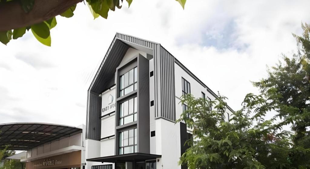 Easy Hotel 14/75