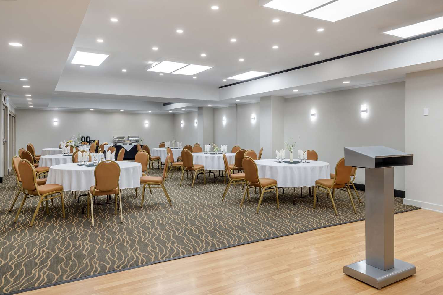 Best Western Plus Ottawa City Centre 18/24