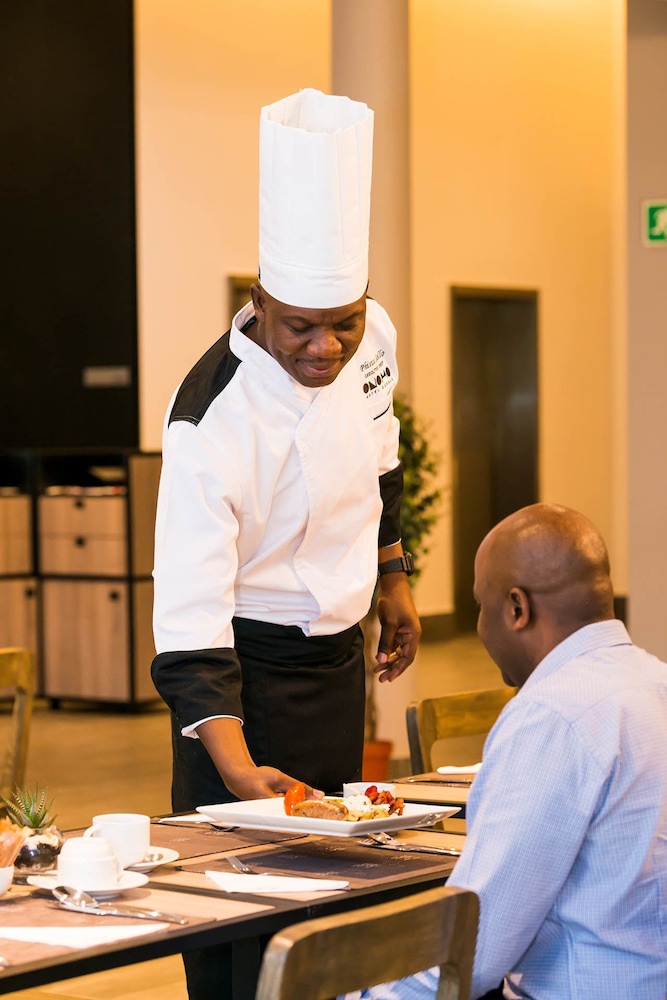 Onomo Hotel Durban 27/79