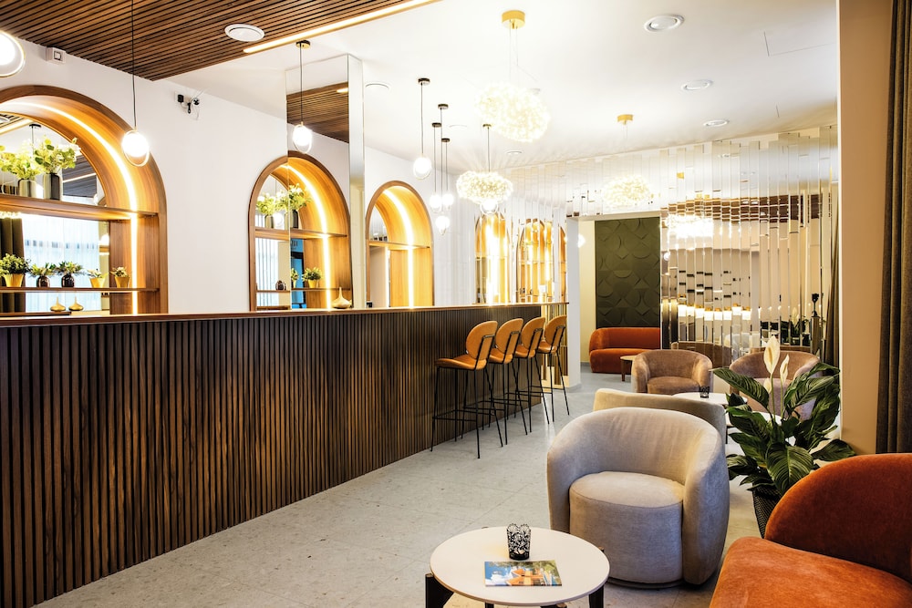 Hotel Vayalen 2/57