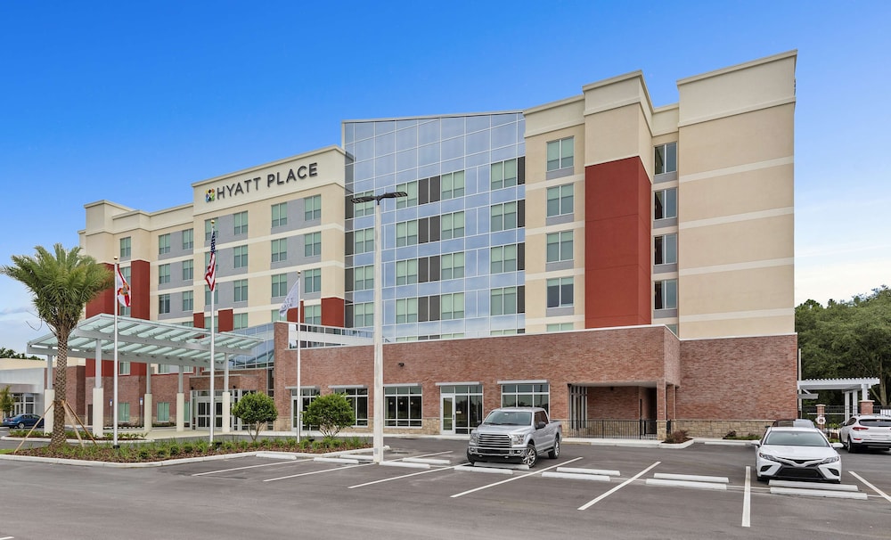 Hyatt Place Tampa/Wesley Chapel 55/61