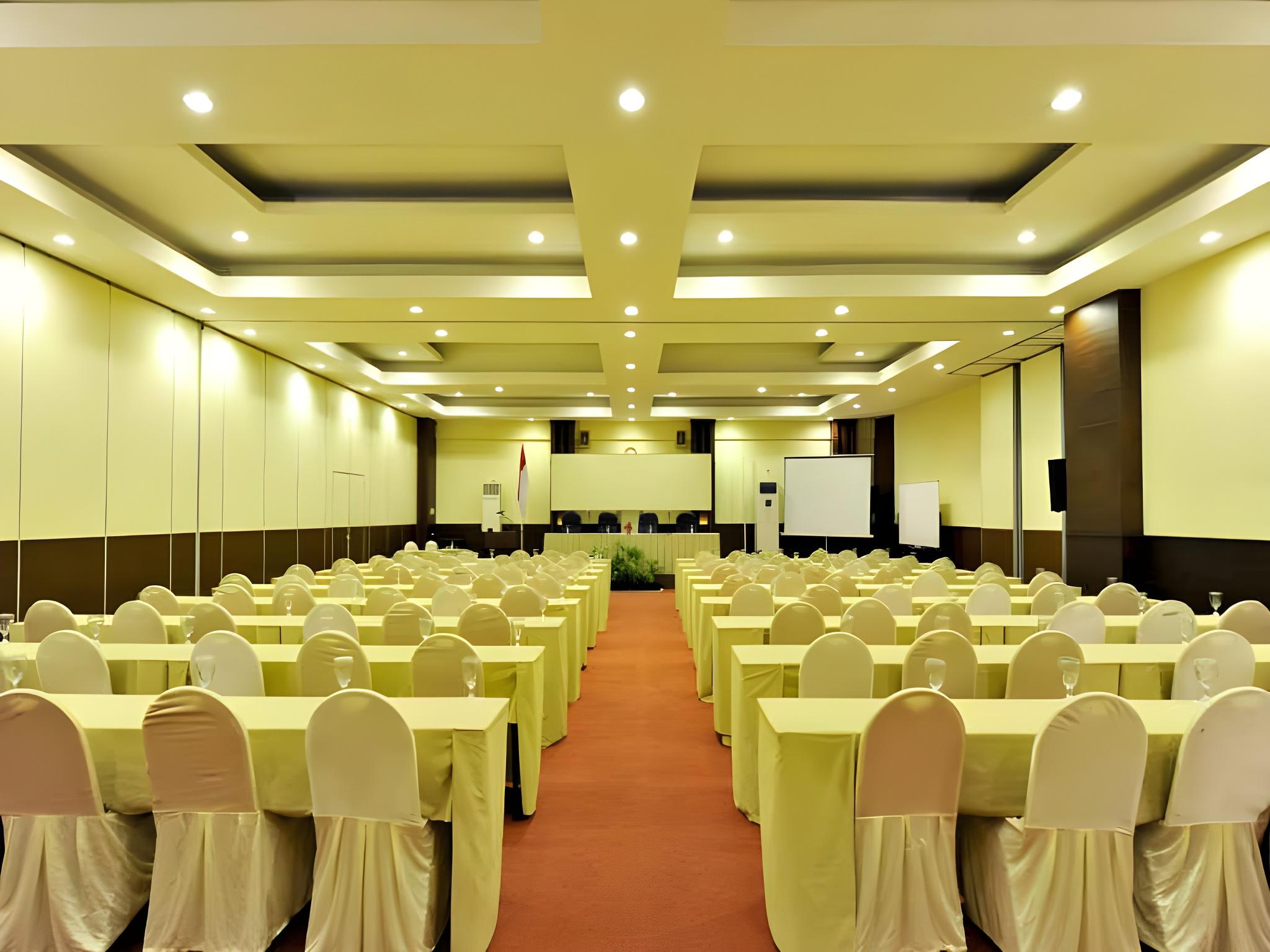 Muria Hotel 32/41