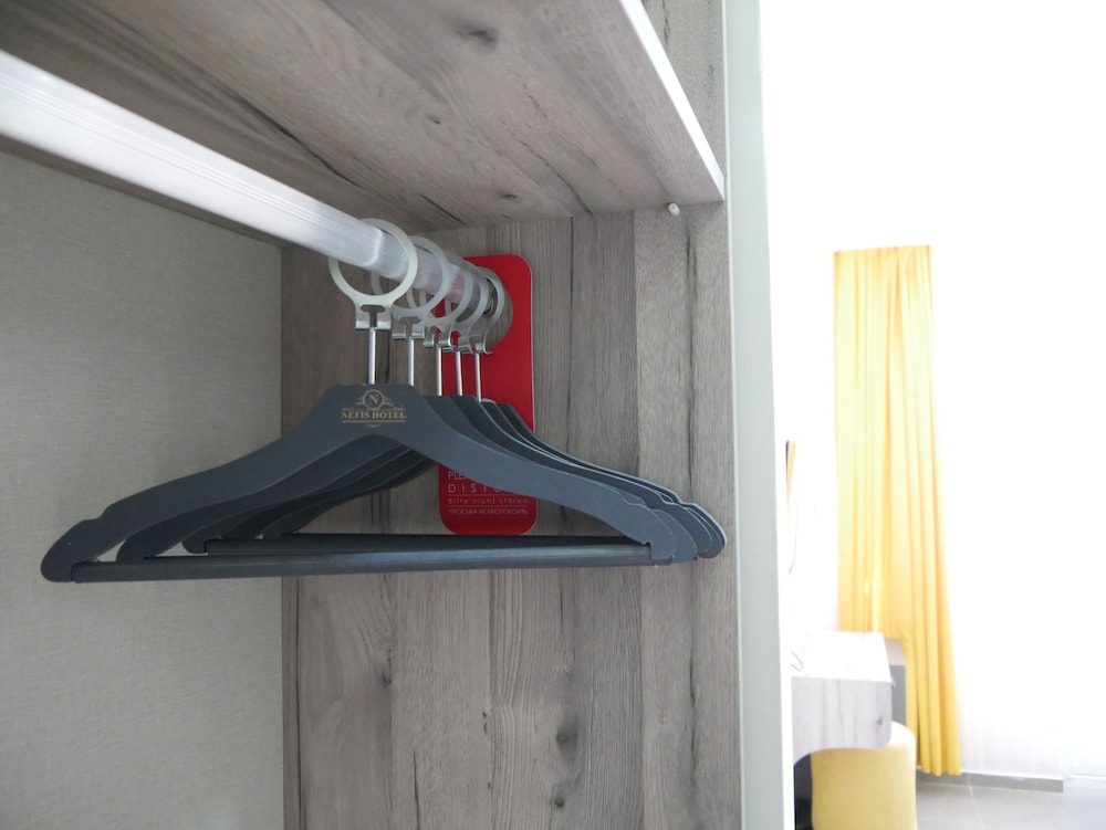 Nefis Hotel 10/60