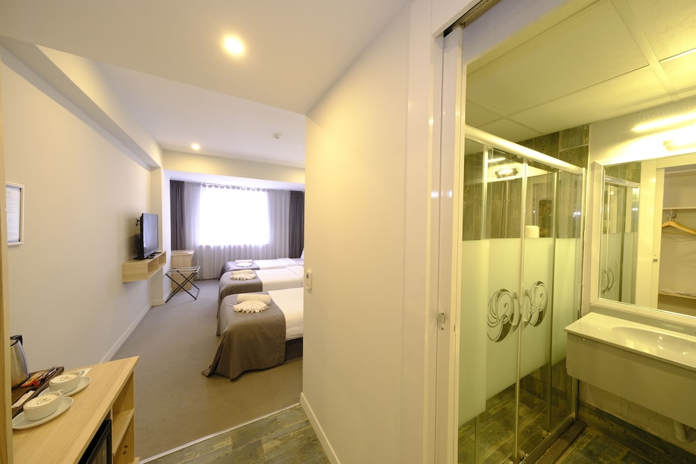 Leto City Hotel 34/35