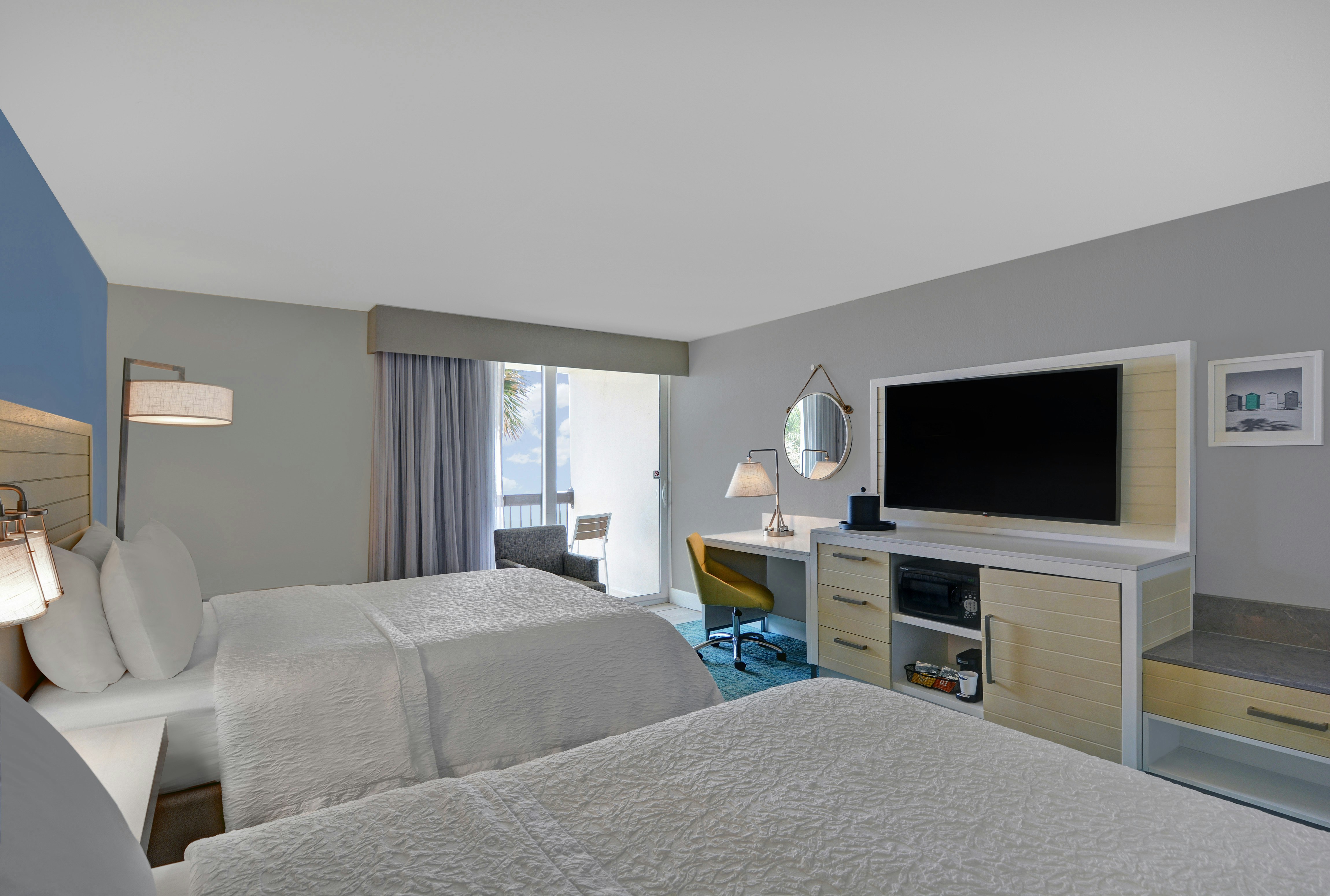 Room, 2 Queen Beds, Ocean Front
