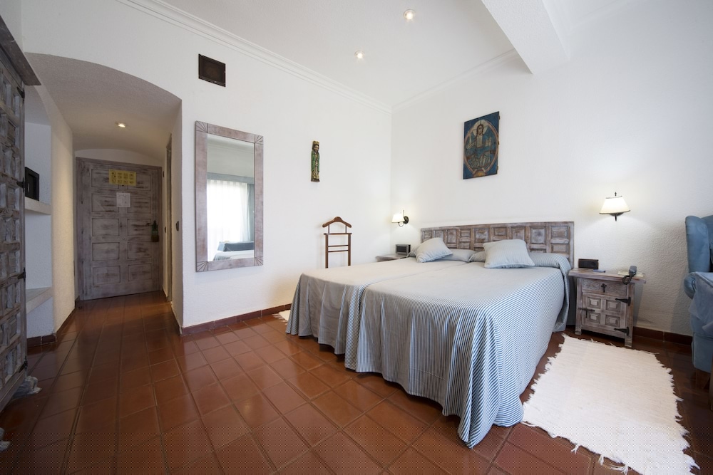 Hosteria del Mar 7/27