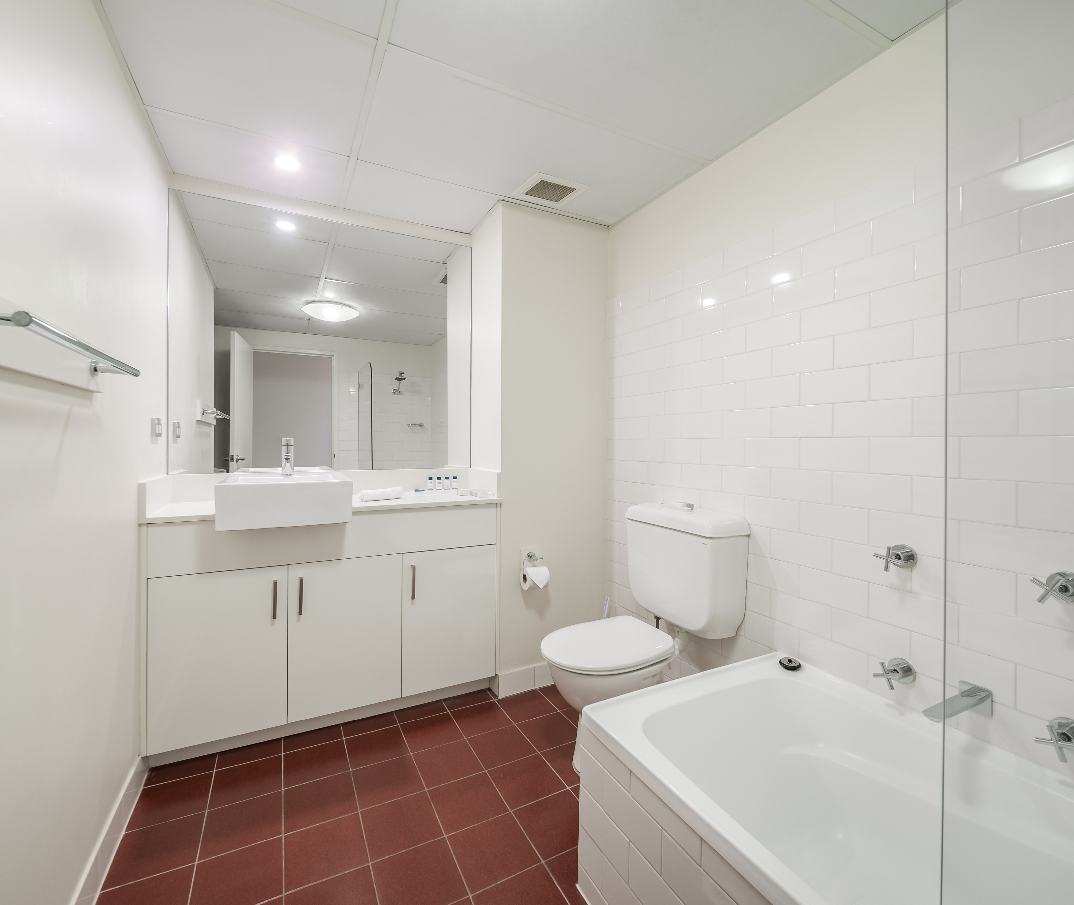 1 Bedroom, City Skyline View، Oaks Sydney Goldsbrough Suites 3/4