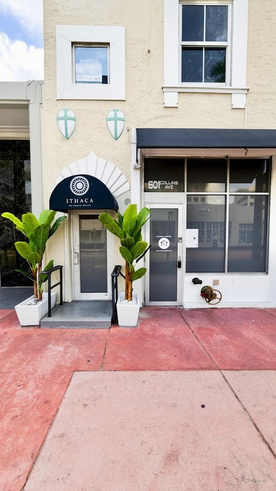 Ithaca of South Beach Hotel 40/51