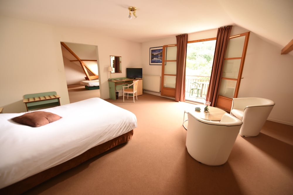 Hotel Les Bergeronnettes 24/60