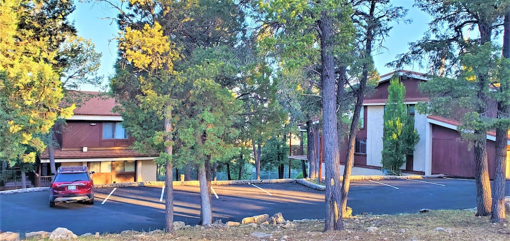 High Sierra Condominiums 50/67