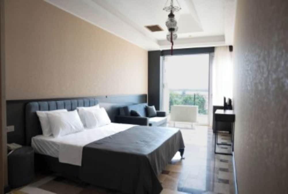 Kronos Hotel 14/39