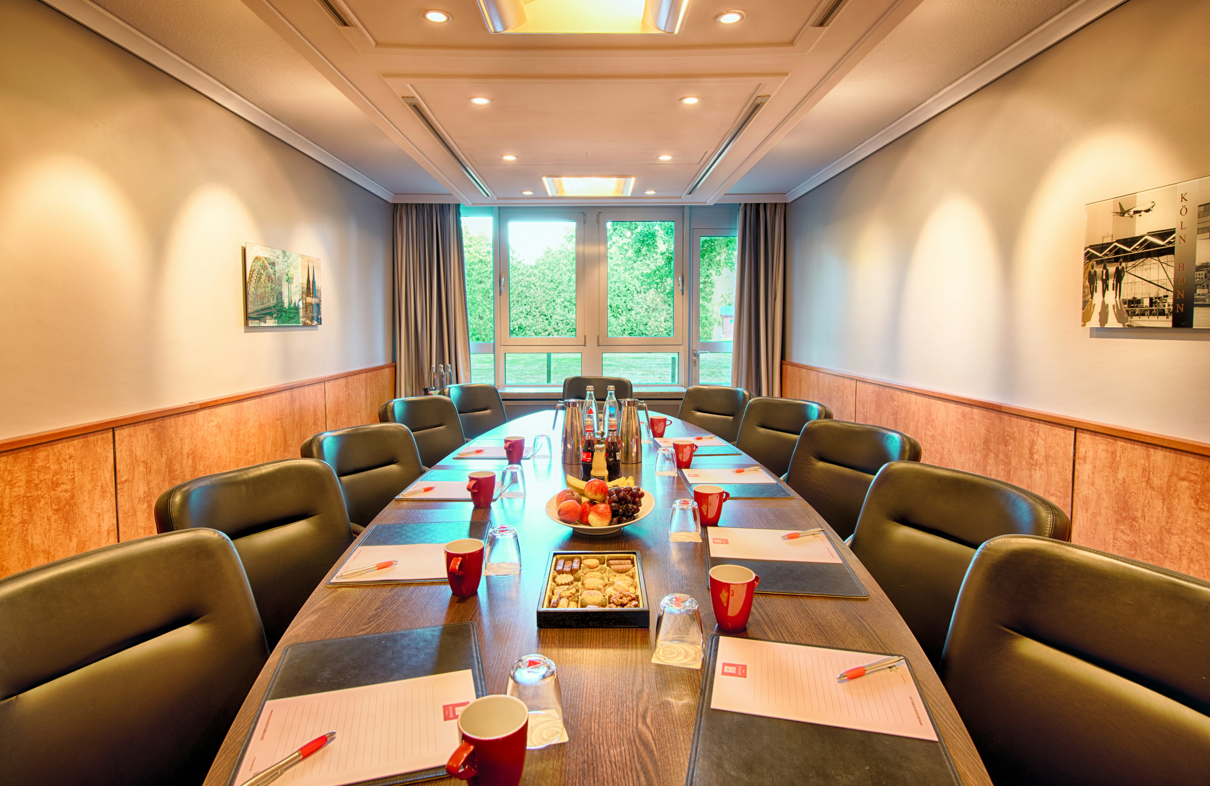 LEONARDO HOTEL KOLN BONN AIRPORT 49/57