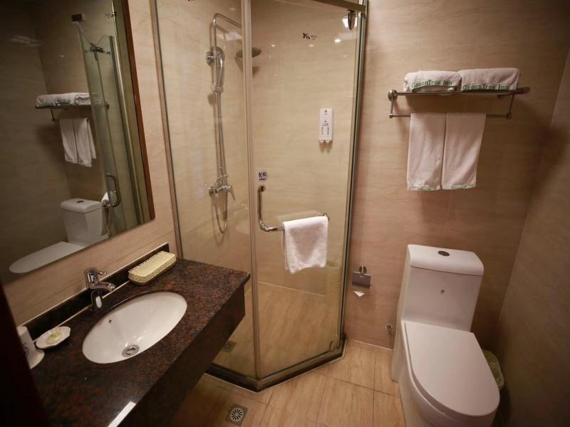 GreenTree Inn Suzhou Kunshan Beimen Road Mold City Express Hotel 50/51