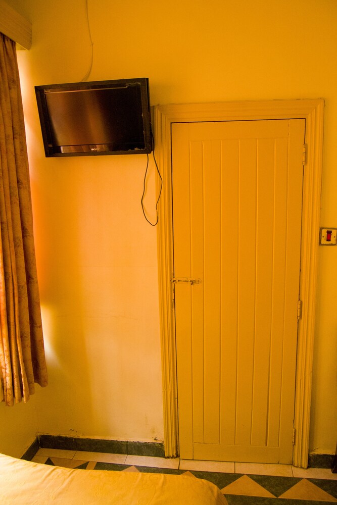Mooreland Hotel Nairobi 18/37