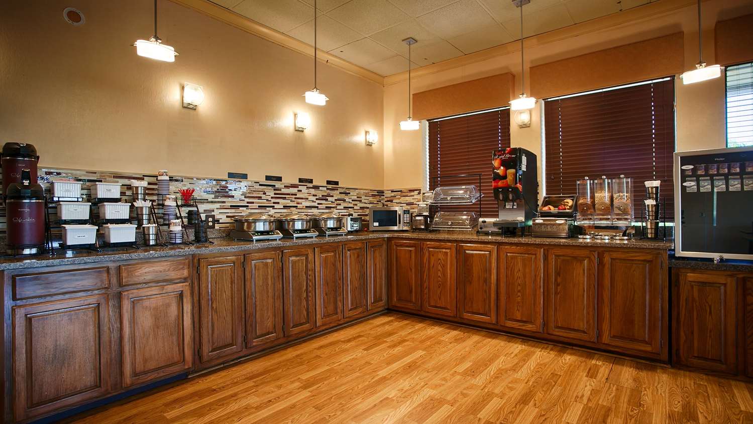 Best Western Shepherdsville 4/10