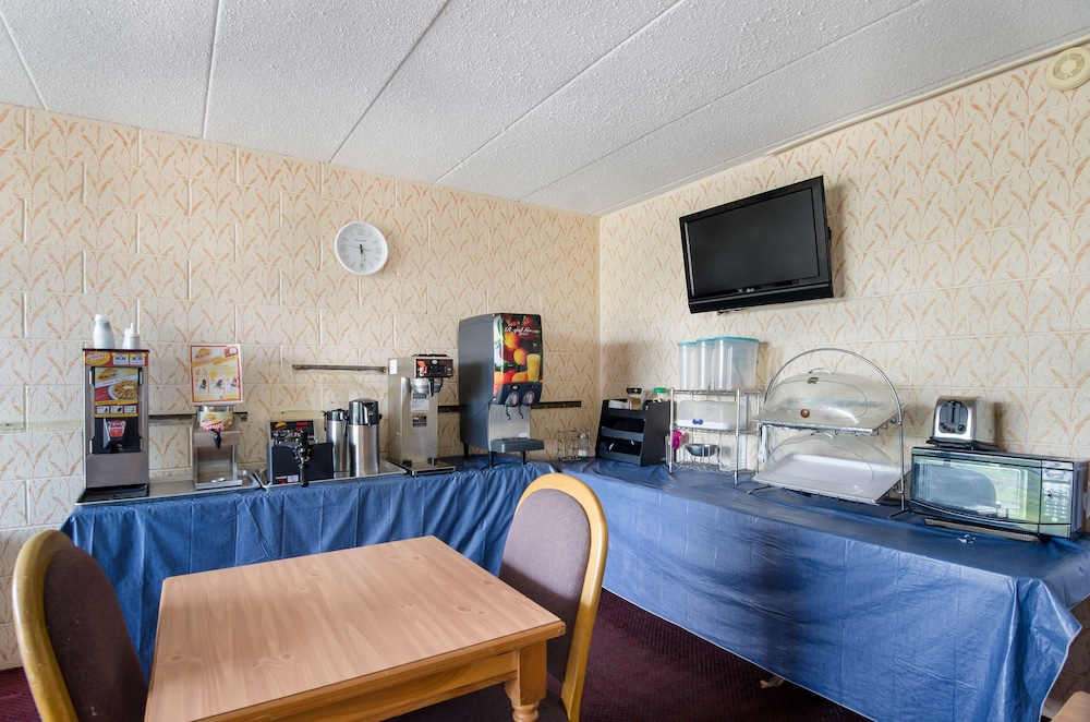 Americas Best Value Inn Wytheville 32/36