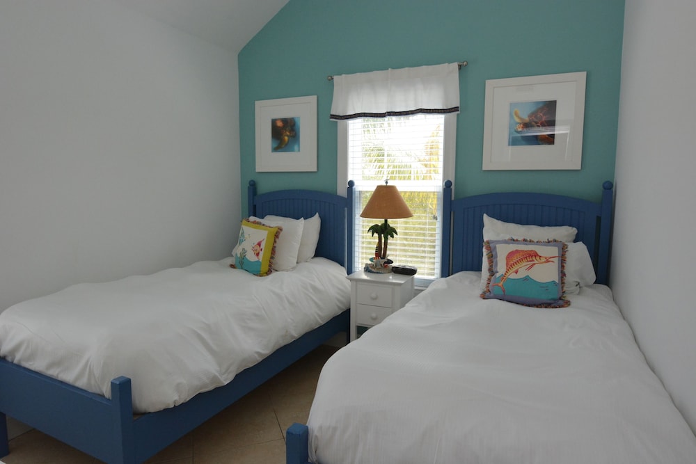 Coral Lagoon Resort Villas &amp; Marina by Keys Caribbean 18/50