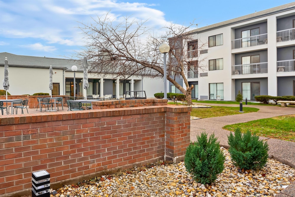 Spark by Hiton Bettendorf Quad Cities in BETTENDORF - IA