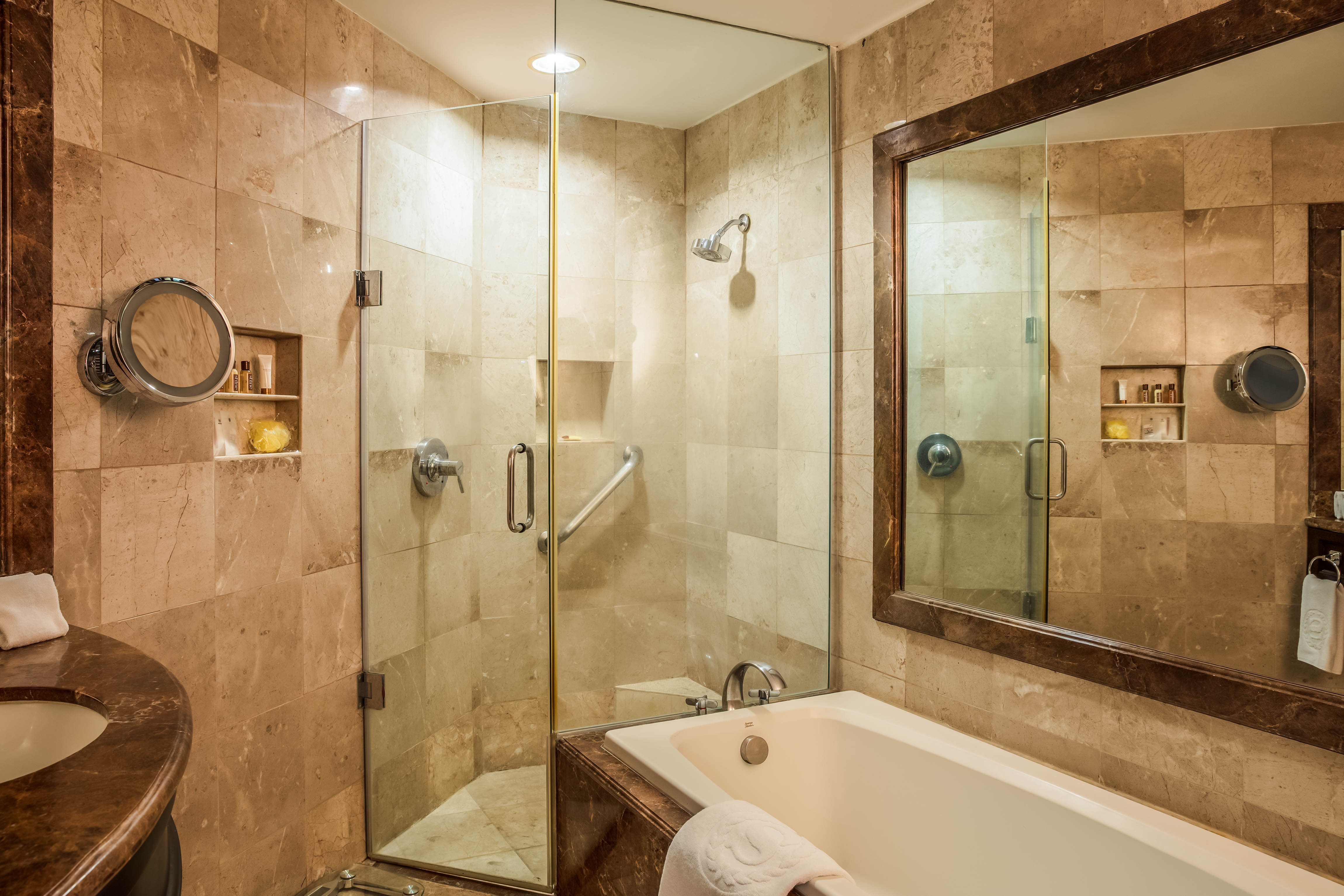 غرفة ديلوكس مفردة، Sheraton Chihuahua Soberano 2/2
