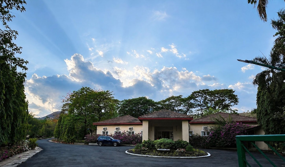 Modis Resort 34/46