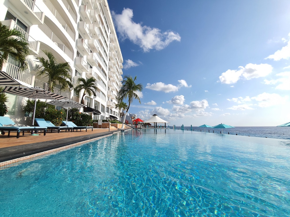 Coral Princess Hotel & Dive Resort in COZUMEL