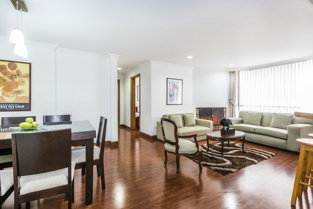 Travelers Apartamentos Y Suites Fontana Plaza 34/47