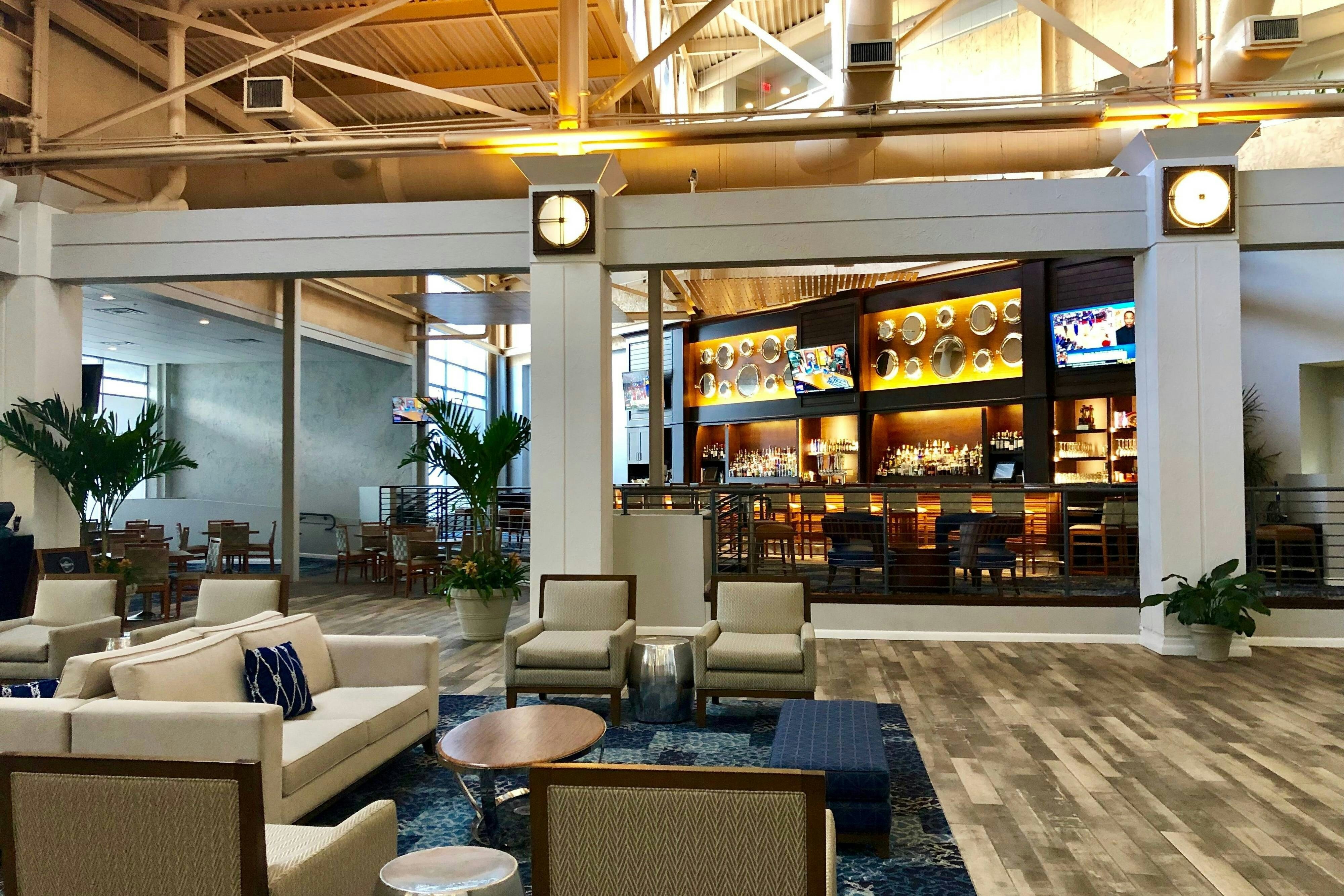 Southbank Hotel Jacksonville Riverwalk 4/10