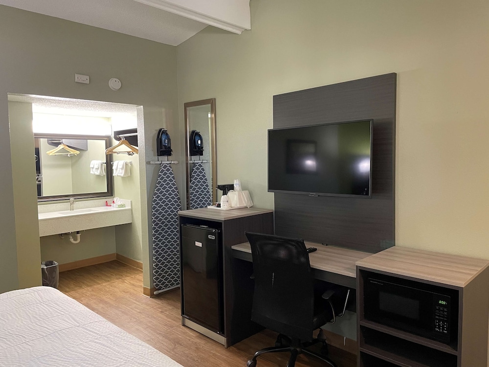 SureStay Hotel By Best Western Columbus Downtown 28/34