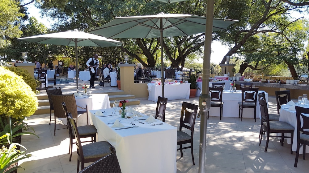 Black Eagle Boutique Hotel And Conferences 31/50