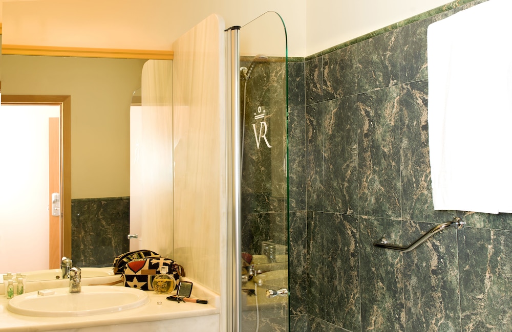 Hotel Yit Vereda Real 48/50