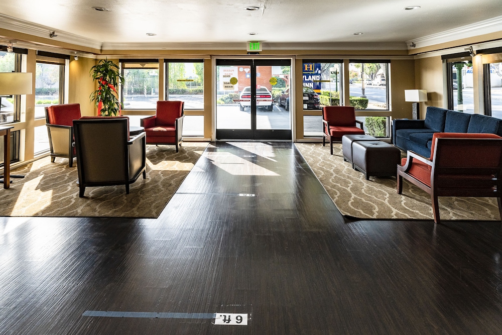 Hyland Inn near Pasadena Civic Center 31/40