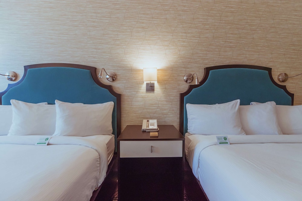 Hotel Skyler Syracuse, Tapestry Collection by Hilton 13/42