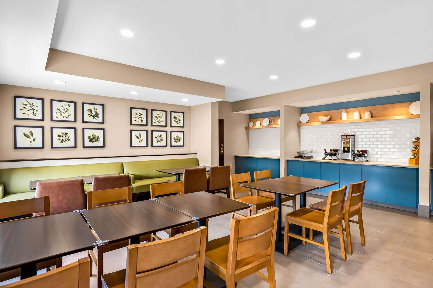 Country Inn & Suites by Radisson, LSU/Medical Corridor 25/28