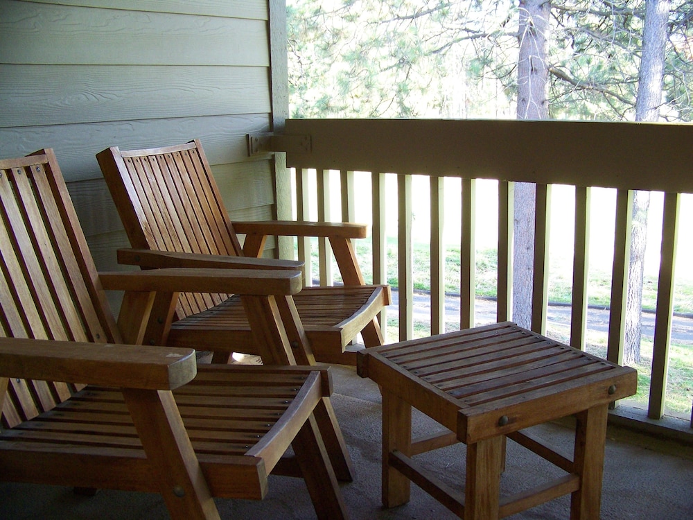 The Pines at Sunriver 44/58
