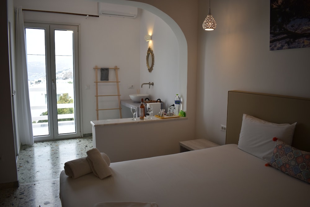 Andriani's Guest House 27/50