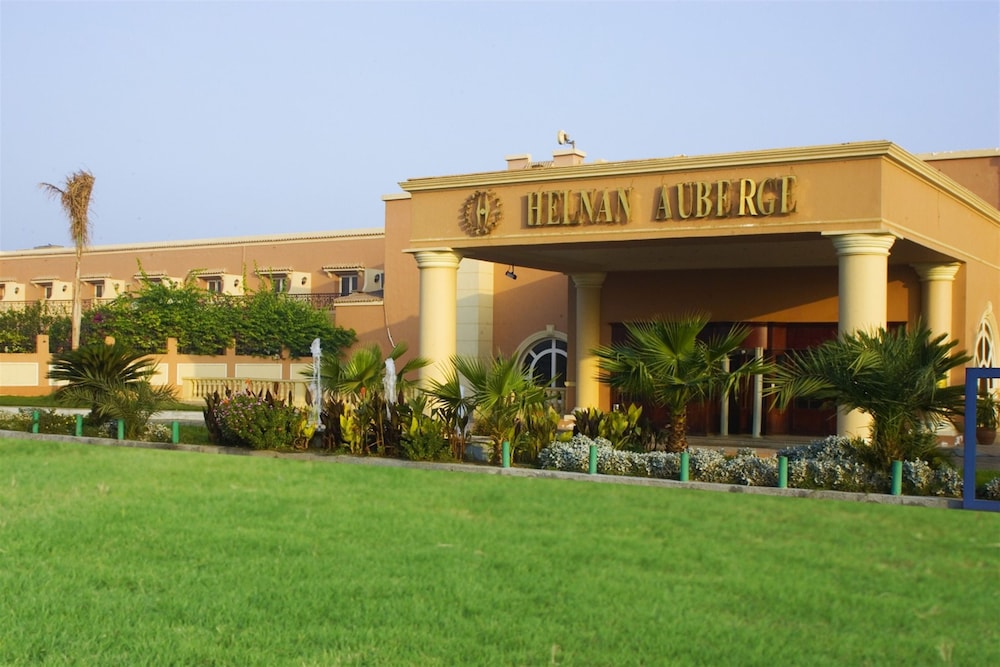 Helnan Auberge Fayoum 36/37